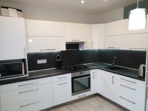 PREDANÝ Priestranný 2 izbový byt, 58 m2, Adlerova ul., Darg. Hrdinov
