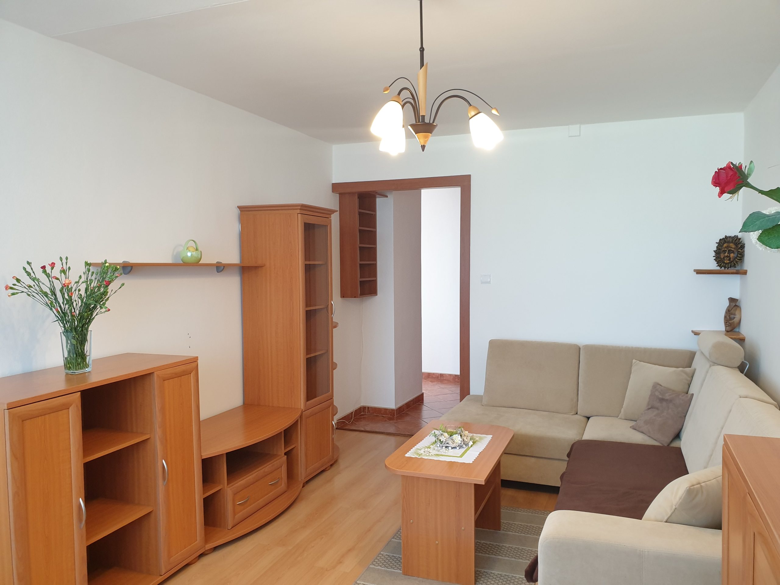 PRENAJATÝ 3 izbový zariadený byt po takmer kompletnej rekonštrukcii, Košice – Furča