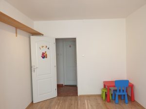 PRENAJATÝ 3 izbový zariadený byt po takmer kompletnej rekonštrukcii, Košice – Furča