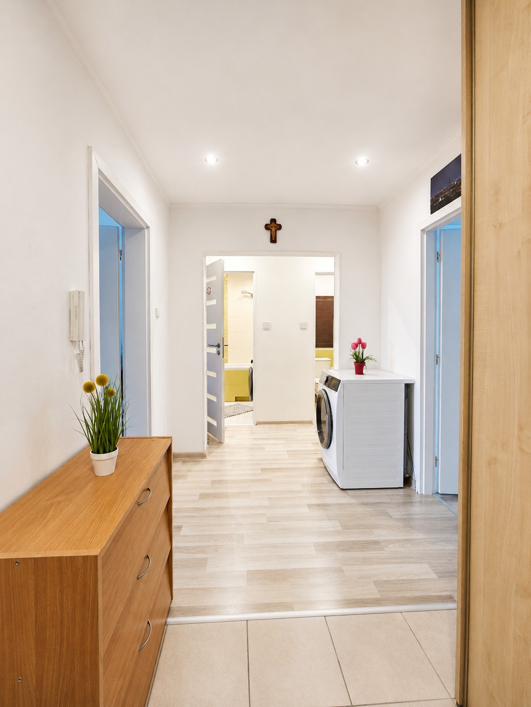 REZERVOVANÝ Priestranný 3 izb. byt s lodžiou, Košice, sídl. Ťahanovce, Čínska ul.