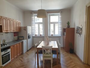 3 izbový tehlový byt, centrum Košíc, Palackého ulica, 115m2